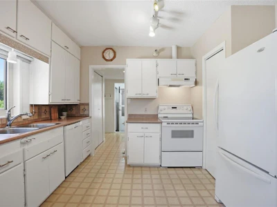 1559 Matterson Road - 4
