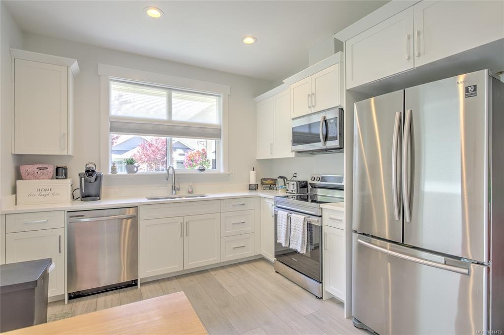 35-300 Grosskleg Way, Lake Cowichan, BC, V0R 2G1 - 8