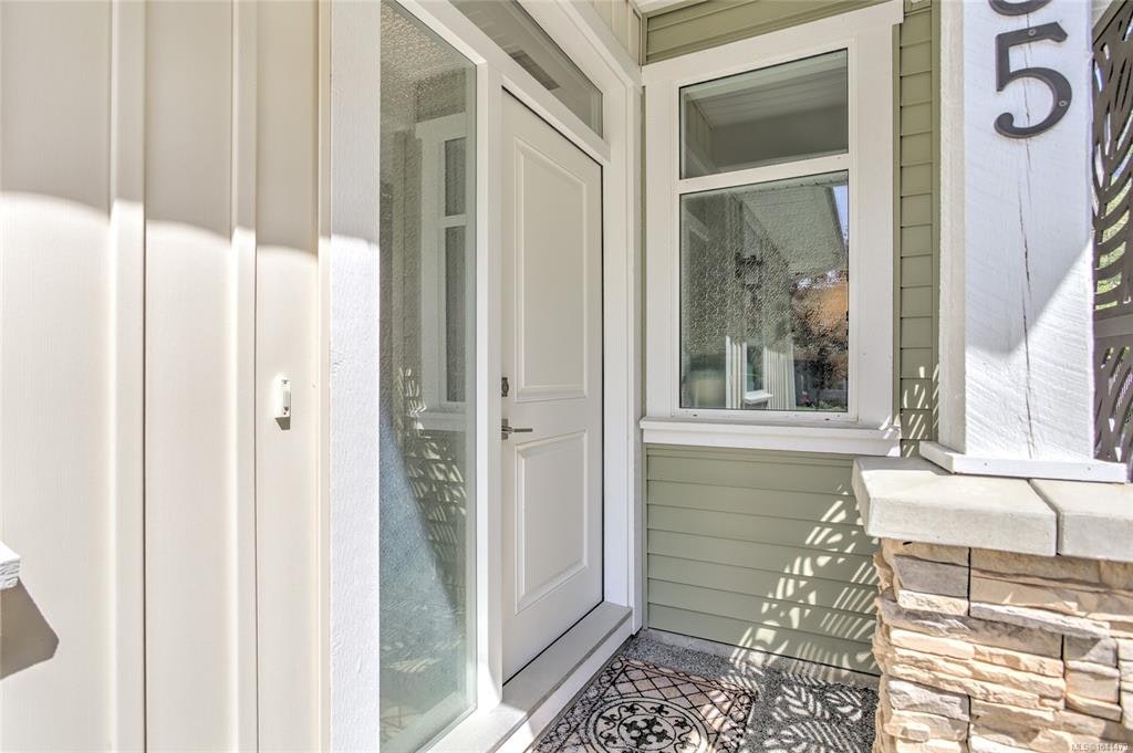 35-300 Grosskleg Way, Lake Cowichan, BC, V0R 2G1 - 5