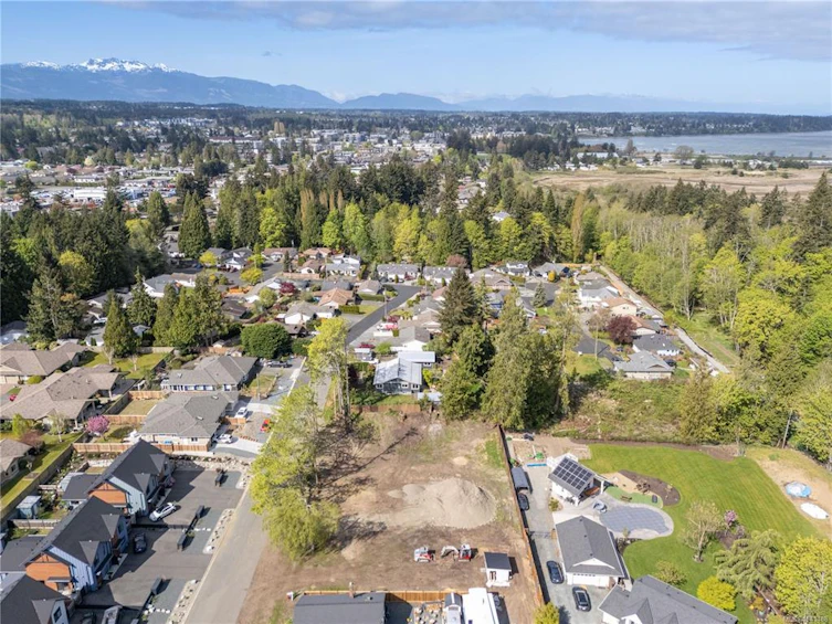 SLB1-LOT B Tulip Avenue, Parksville, BC, V9P 1T7 - 23