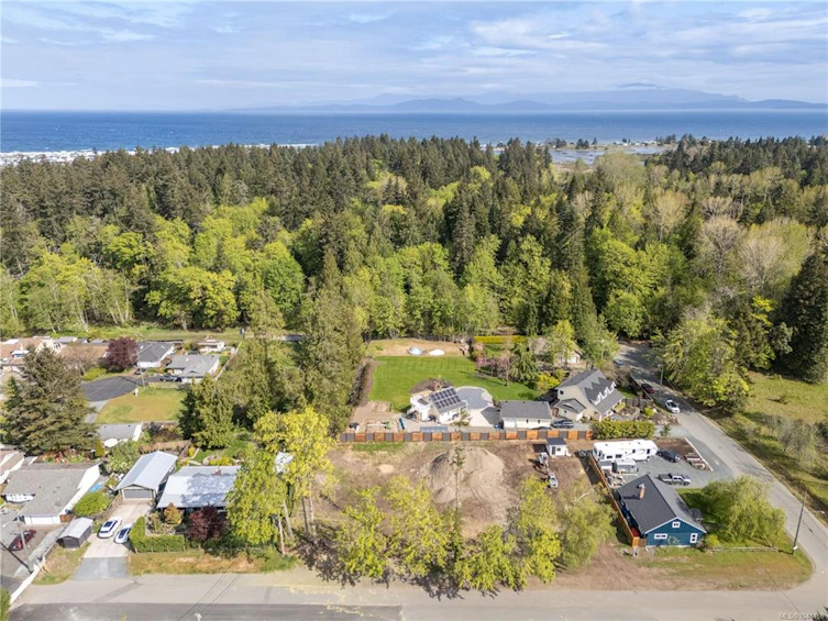 SLB1-LOT B Tulip Avenue, Parksville, BC, V9P 1T7 - 21