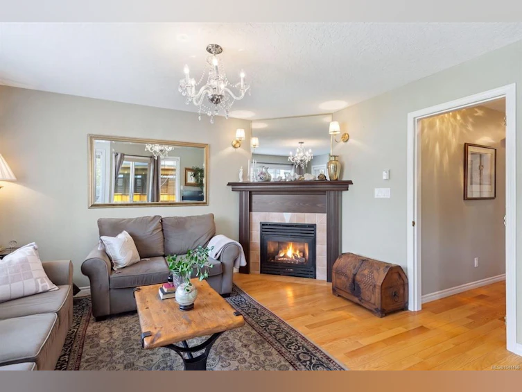 1-9875 Third Street, Sidney, BC, V8L 3A8 - 13