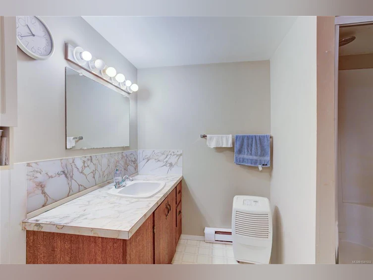 6013 Wisteria Place, Duncan, BC, V9L 4N4 - 54