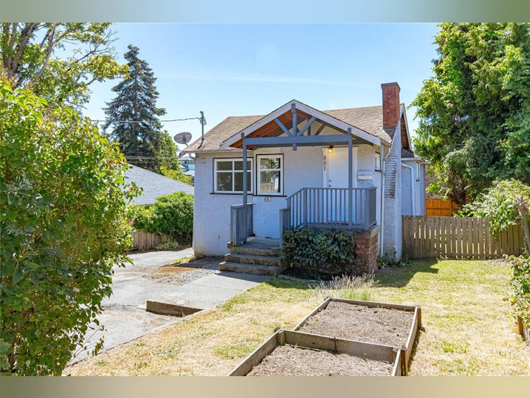 881 Leslie Drive, Saanich, BC, V8X 2Y3 - 36