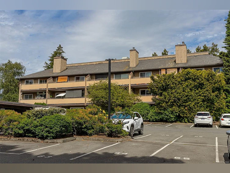 308-3225 Alder Street, Saanich, BC, V8X 1P3