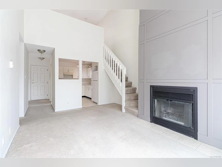 308-3225 Alder Street, Saanich, BC, V8X 1P3 - 9