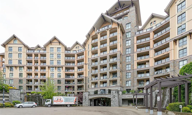 524-1400 Lynburne Place