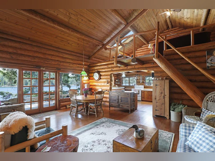 0 Tan Island, Cortes Island, BC, V0P 1Z0 - 17