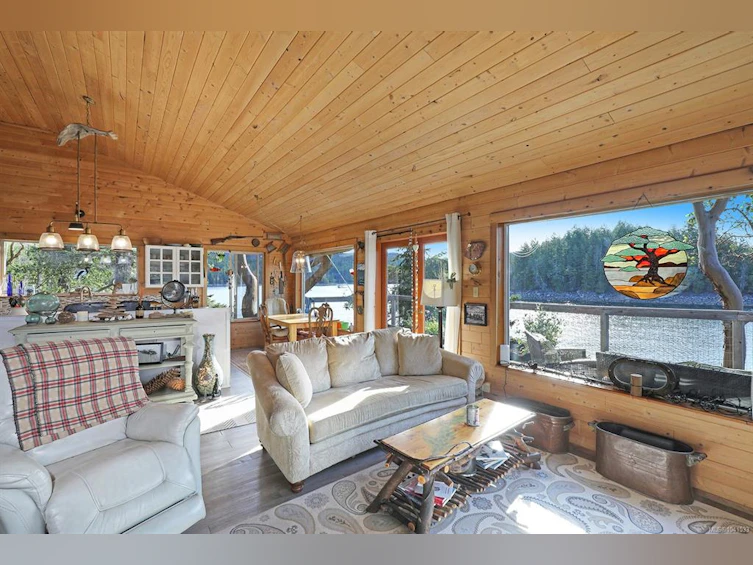 0 Tan Island, Cortes Island, BC, V0P 1Z0 - 43