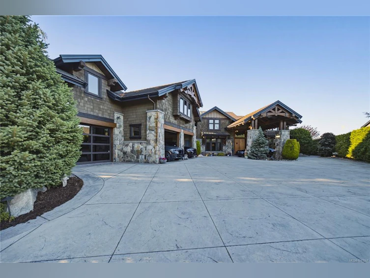 5025 Hinrich View, Nanaimo, BC, V9V 0A2 - 3