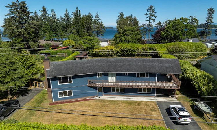 6095 Beaver Harbour Road