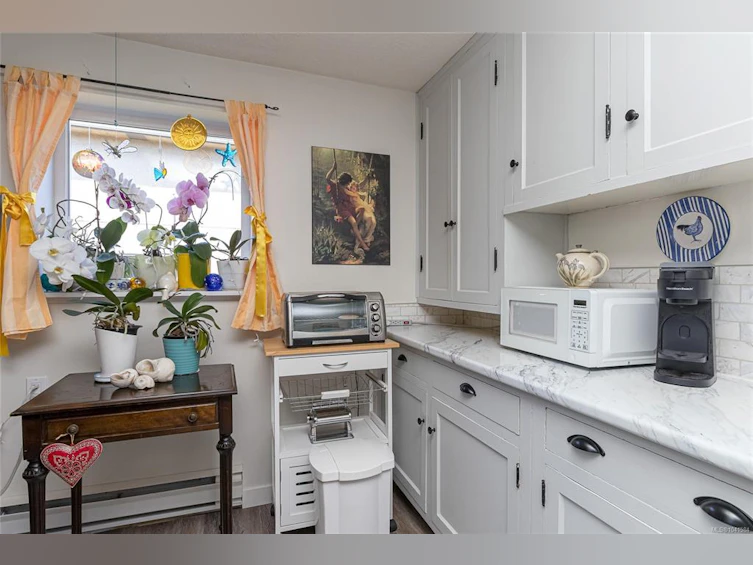 3405 Browning Street, Saanich, BC, V8P 4C9 - 32