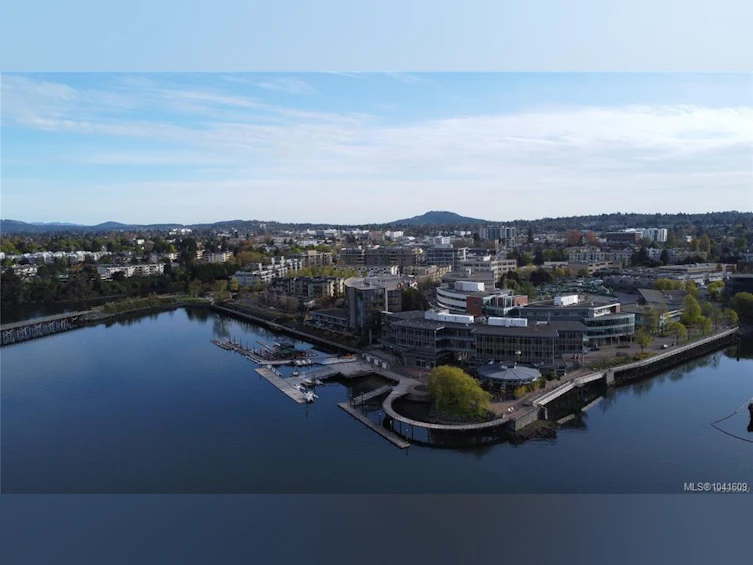 306-330 Waterfront Crescent, Victoria, BC, V8T 5K3 - 32