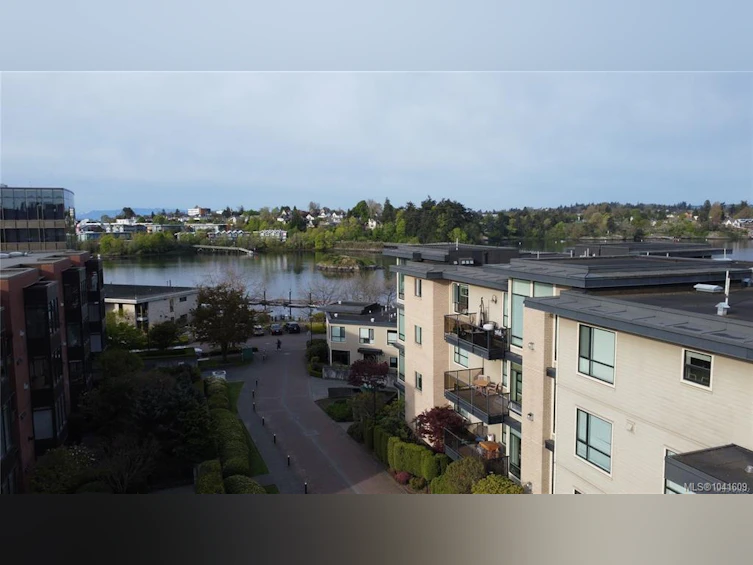 306-330 Waterfront Crescent, Victoria, BC, V8T 5K3 - 34