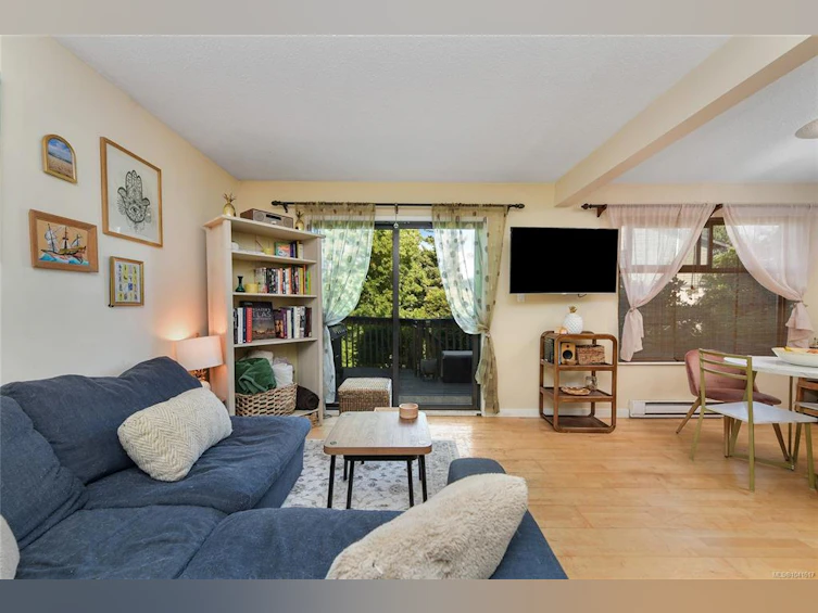 524 Crossandra Crescent, Saanich, BC, V8Z 6G3 - 3