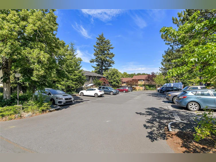 524 Crossandra Crescent, Saanich, BC, V8Z 6G3 - 24