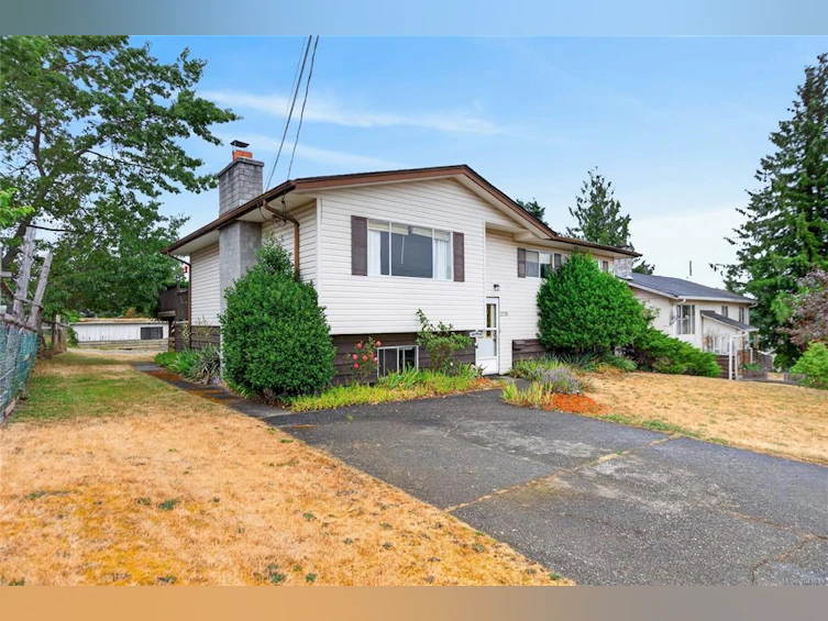 2728 Windermere Avenue, Cumberland, BC, V0R 1S0