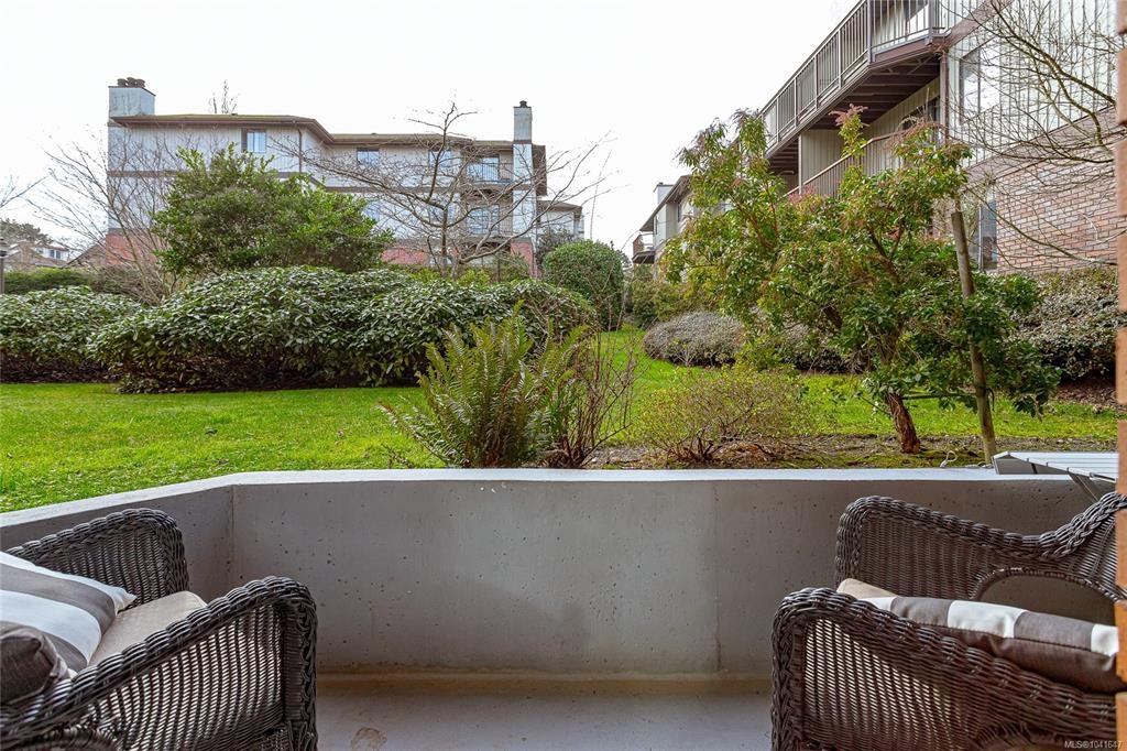 109-1655 Begbie Street, Victoria, BC, V8R 1L4 - 16