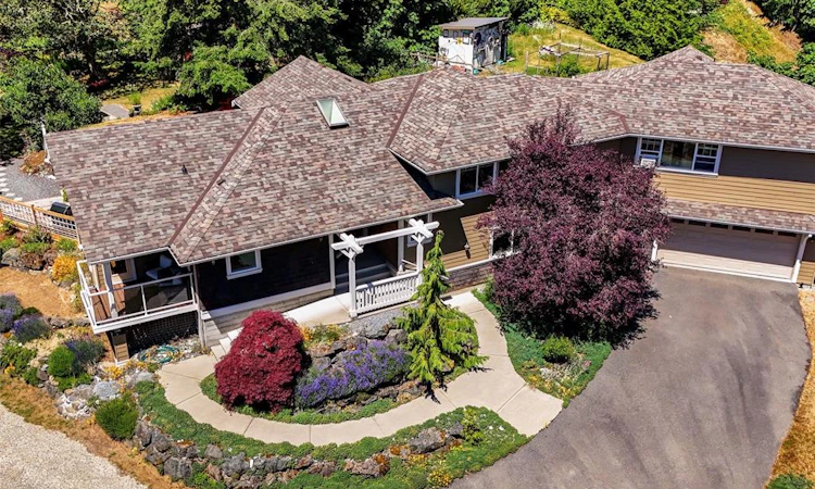 1046 Summer Breeze Lane