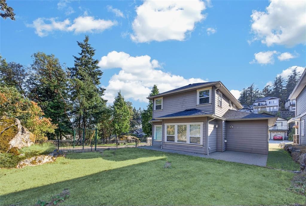 2348 Chilco Road, View Royal, BC, V9B 0N7 - 32