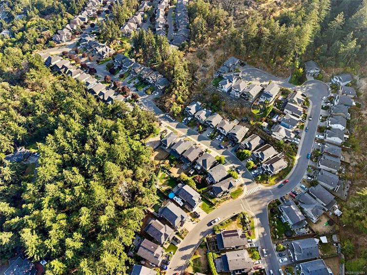 2348 Chilco Road, View Royal, BC, V9B 0N7 - 41