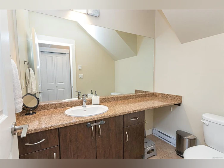 2348 Chilco Road, View Royal, BC, V9B 0N7 - 23