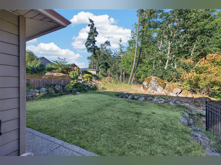 2348 Chilco Road, View Royal, BC, V9B 0N7 - 31
