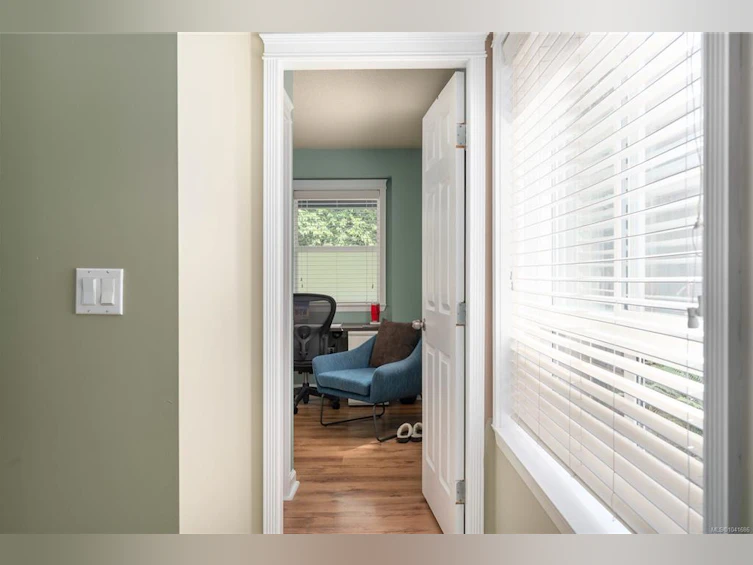 254 Caledonia Avenue, Nanaimo, BC, V9S 4K5 - 4