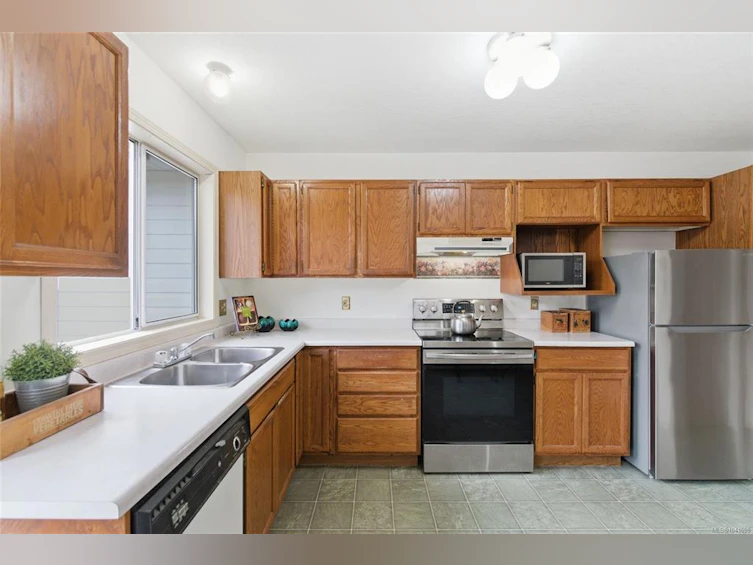 702 Forsyth Avenue, Parksville, BC, V9P 1E7 - 14
