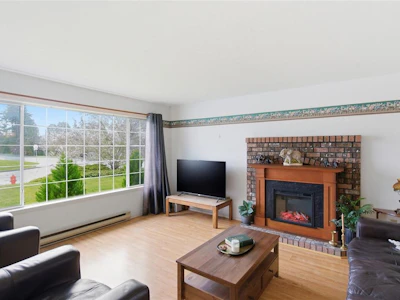 702 Forsyth Avenue - 2