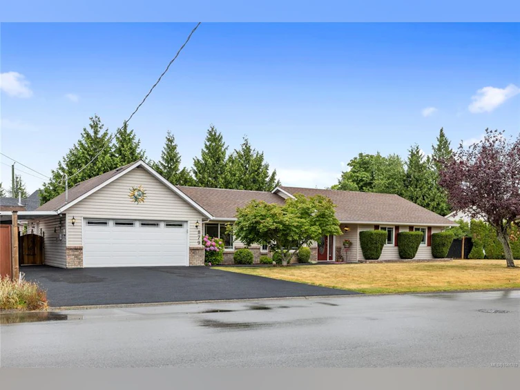879 Aberdeen Drive, Parksville, BC, V9P 2L9