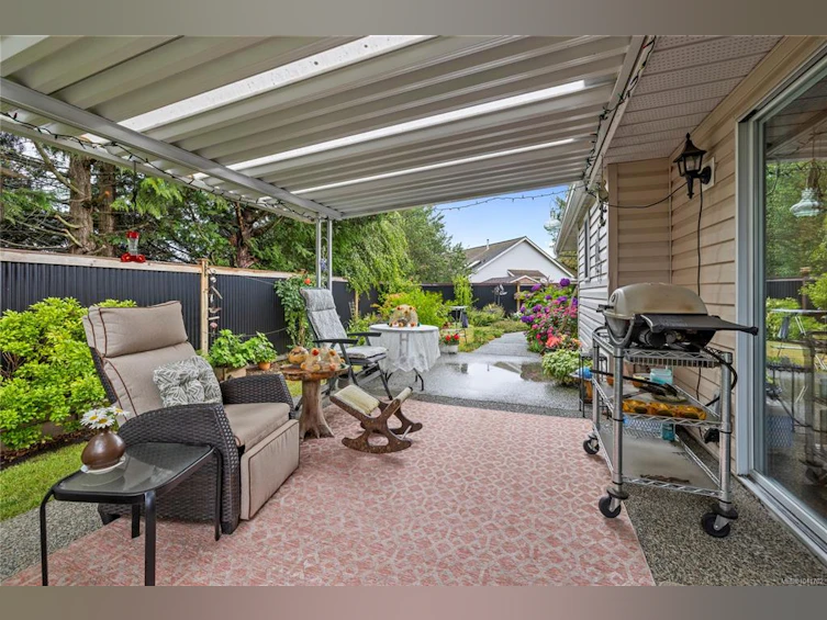 879 Aberdeen Drive, Parksville, BC, V9P 2L9 - 6