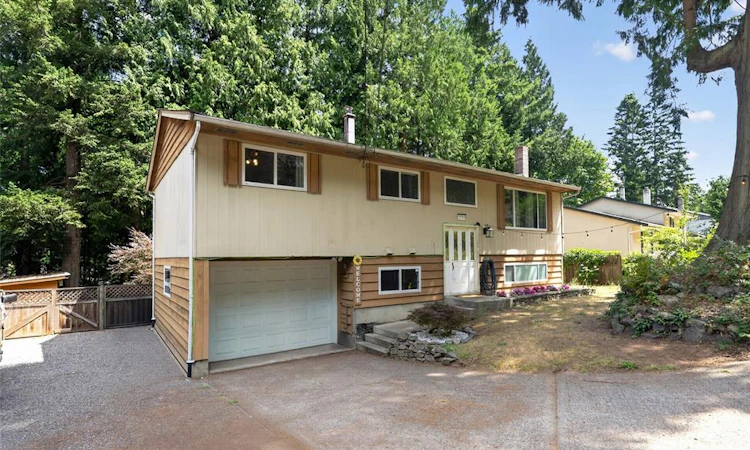 2702 Beaver Creek Crescent