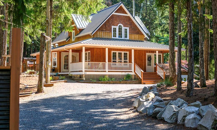 829 Lazo Road