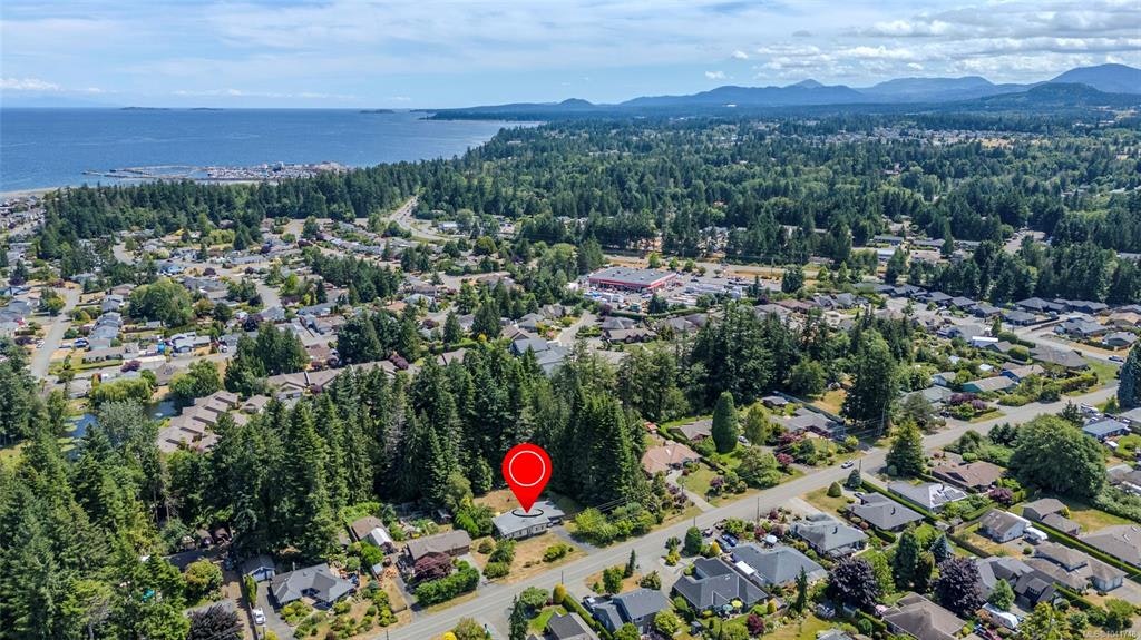 559 Johnstone Road, French Creek, BC, V9P 2A5 - 9