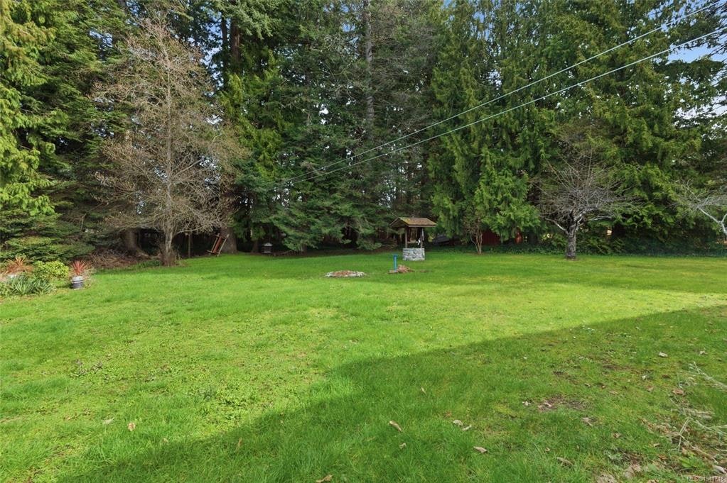 559 Johnstone Road, French Creek, BC, V9P 2A5 - 8