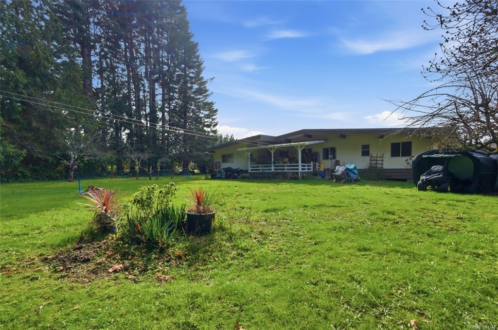 559 Johnstone Road, French Creek, BC, V9P 2A5 - 7