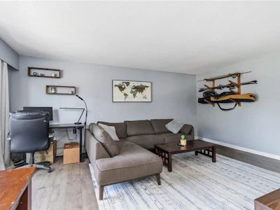 203-3800 Quadra Street - 4