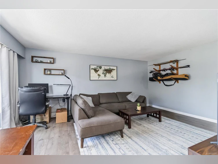 203-3800 Quadra Street, Saanich, BC, V8R 5G4 - 4