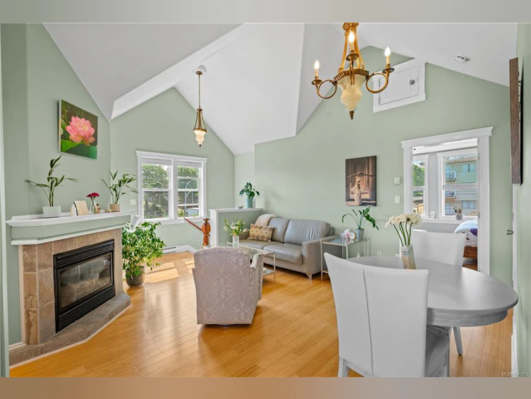 3-1376 Pandora Avenue, Victoria, BC, V8R 1A3 - 4
