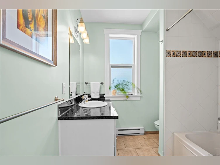 3-1376 Pandora Avenue, Victoria, BC, V8R 1A3 - 23