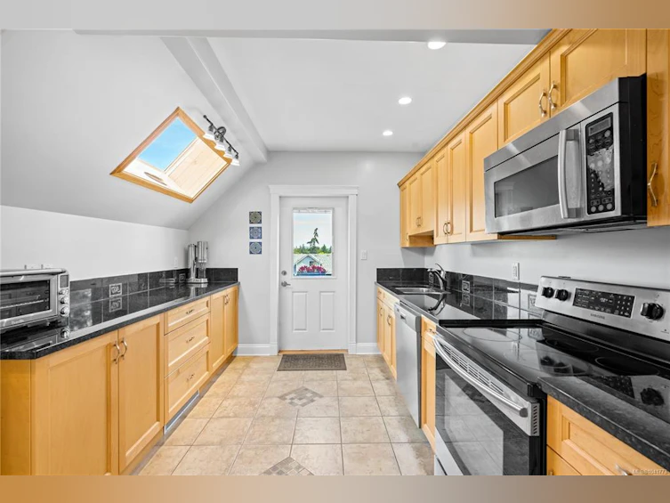 3-1376 Pandora Avenue, Victoria, BC, V8R 1A3 - 13