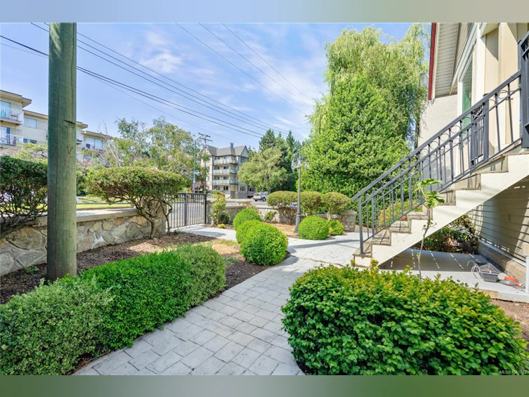 3-1376 Pandora Avenue, Victoria, BC, V8R 1A3 - 44