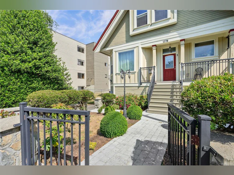 3-1376 Pandora Avenue, Victoria, BC, V8R 1A3 - 47