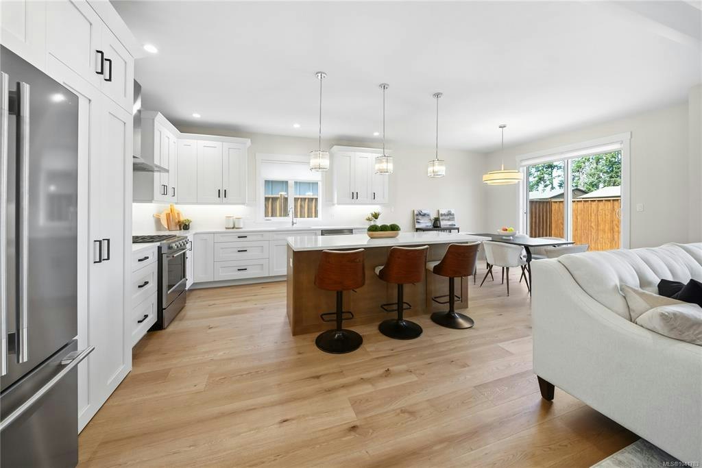 416 Hummingbird Place, Parksville, BC, V9P 1K1 - 6