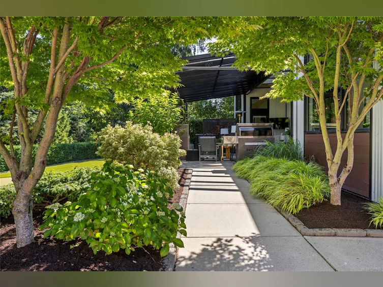 163 E Sunningdale Road, Qualicum Beach, BC, V9K 1L1 - 58