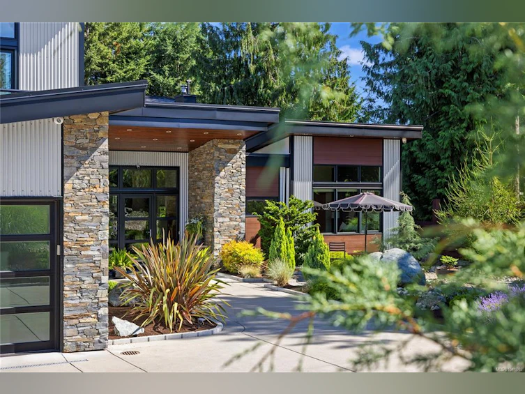 163 E Sunningdale Road, Qualicum Beach, BC, V9K 1L1 - 18