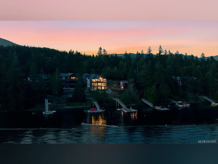 8898 Palmer Way, Lake Cowichan, BC, V0R 2G0 - 95