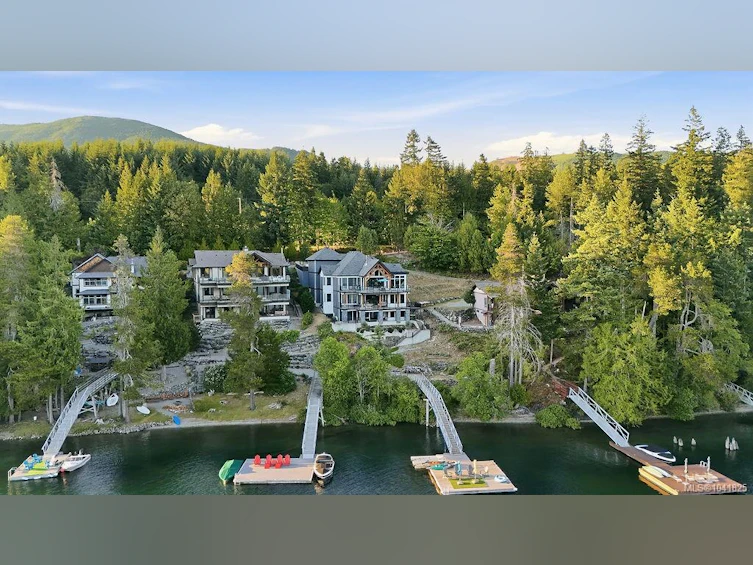 8898 Palmer Way, Lake Cowichan, BC, V0R 2G0 - 86