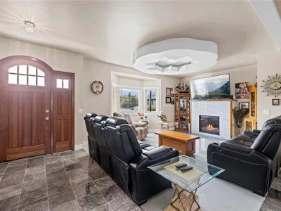 787 Stanhope Road - 3